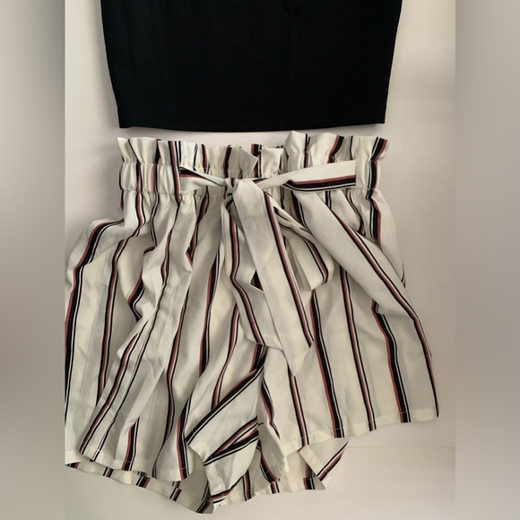 SHEIN Scallop Trim Cami Top w/ Waisted Belted Striped Shorts Set Size 0XL - Picture 3 of 5